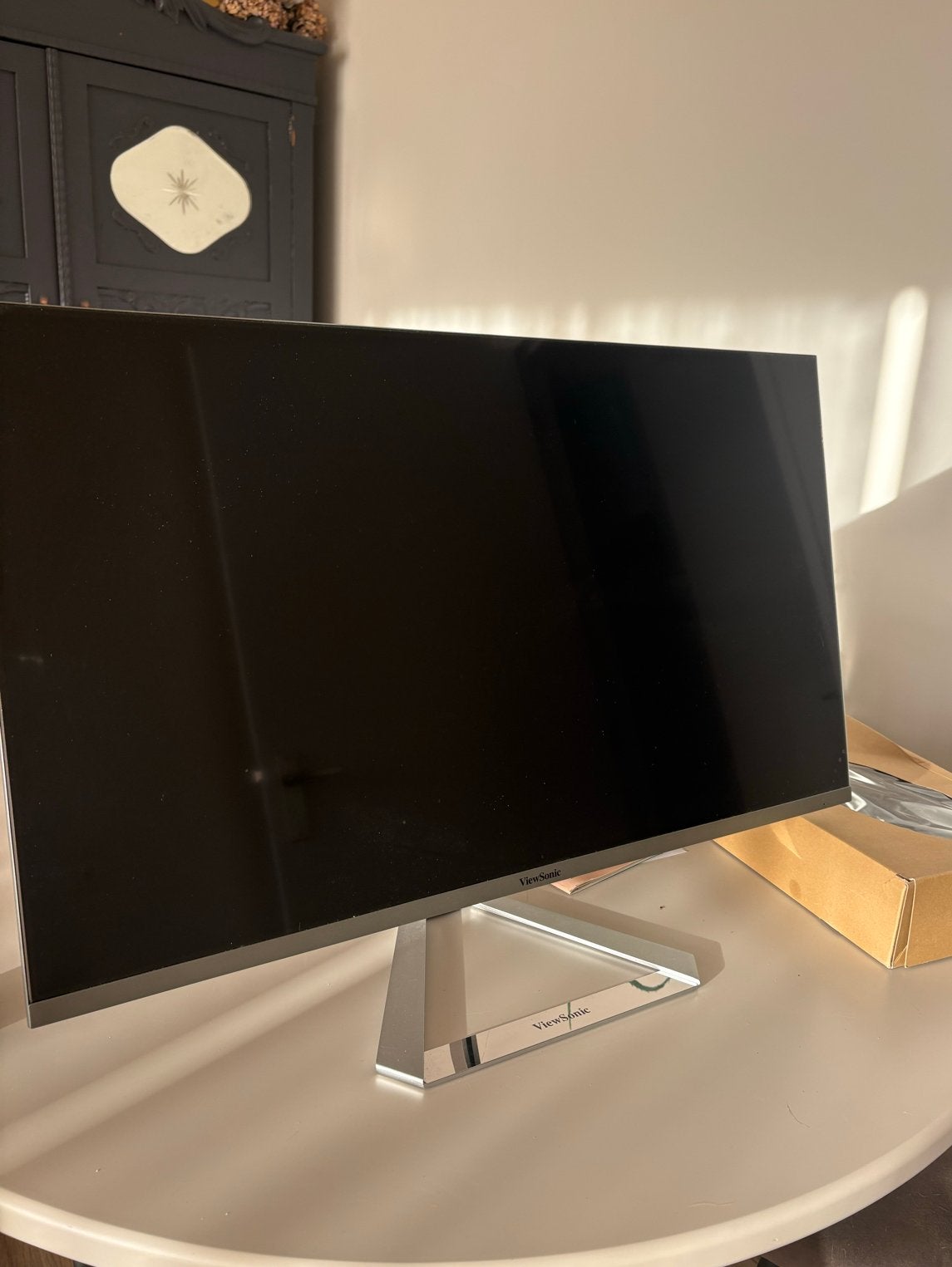 Computerscherm - 71cm breed, 42cm hoog, kantelbaar., Computers en Software, Monitoren, Ophalen, Gebruikt, Kantelbaar, Overige typen