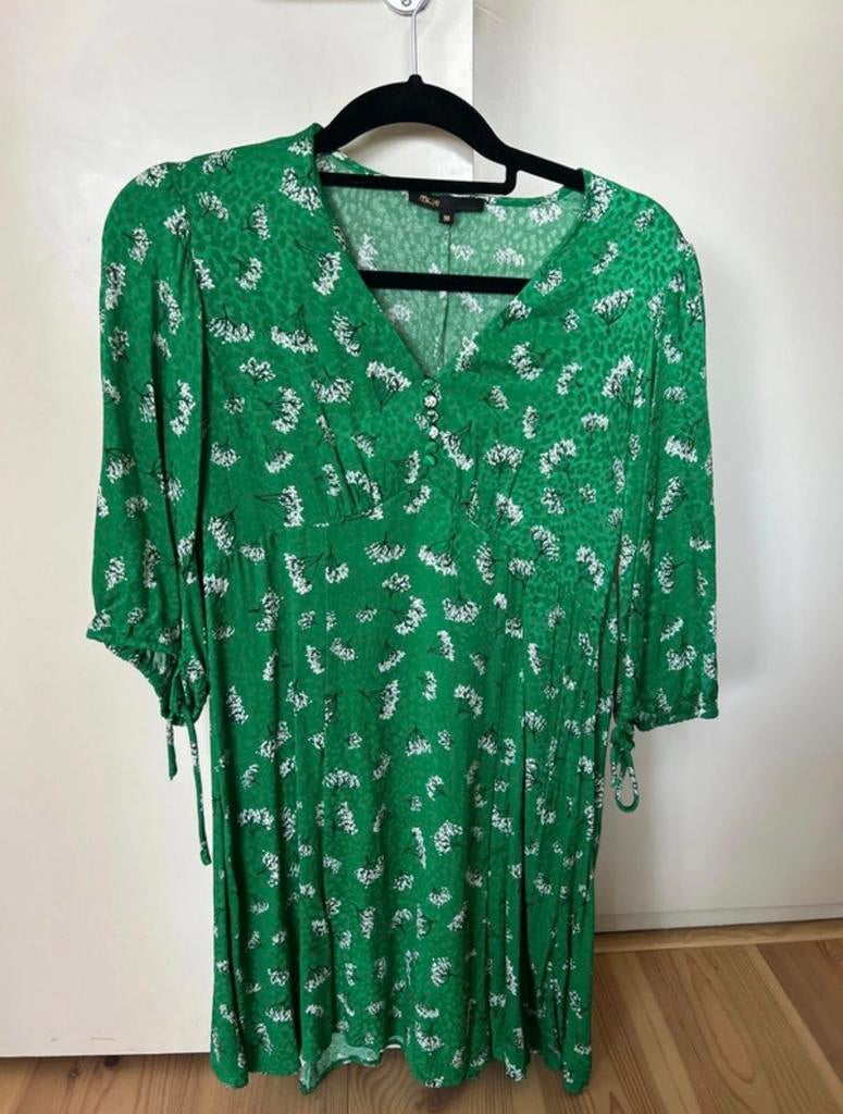 Maje Groene Jurk met Bloemenprint - Maat 38, Maat 38/40 (M), Ophalen of Verzenden, Zo goed als nieuw, Boven de knie
