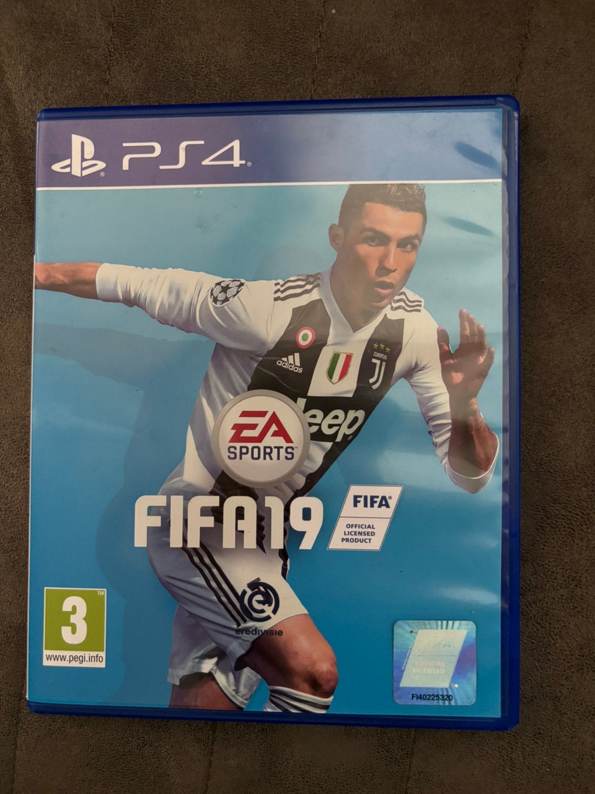 Fifa19 PS4 goede staat, 1 speler, Racen en Vliegen, Ophalen of Verzenden, Zo goed als nieuw