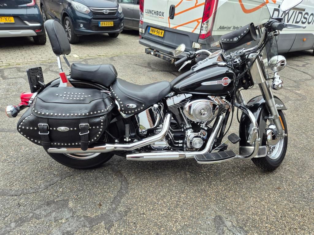 Harley Davidson Softail FLSTCI 2004 - Uitstekende s, Particulier, Toermotor