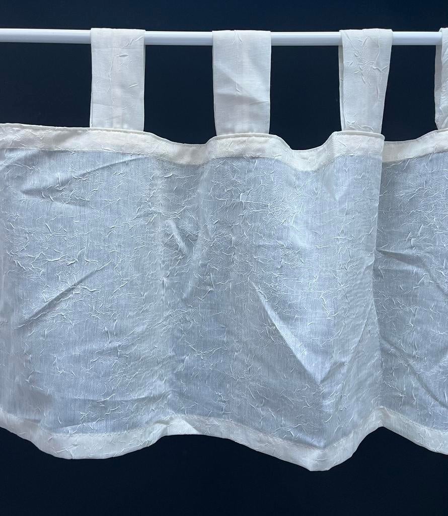 Beige / crème valletje met lussen 45cm hoog, Ophalen of Verzenden, Zo goed als nieuw