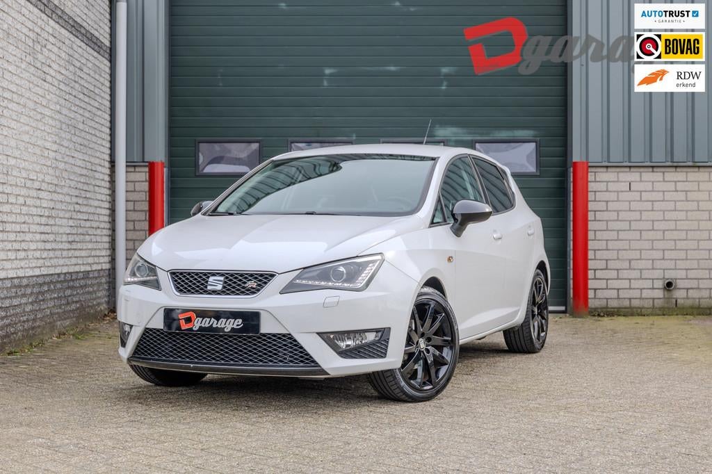 Seat Ibiza 1.2 TSI FR Xenon,Navi,camera,Cruise control,Clima, Auto's, Seat, Voorwielaandrijving, Euro 5, Stof, Zwart