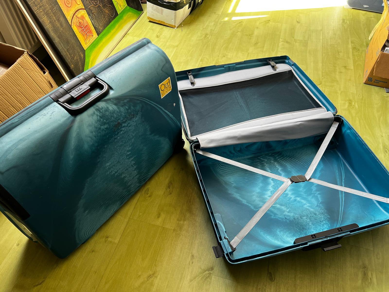 Koffers Carlton 2x, Gebruikt, Hard kunststof, 70 cm of meer, 55 cm of meer