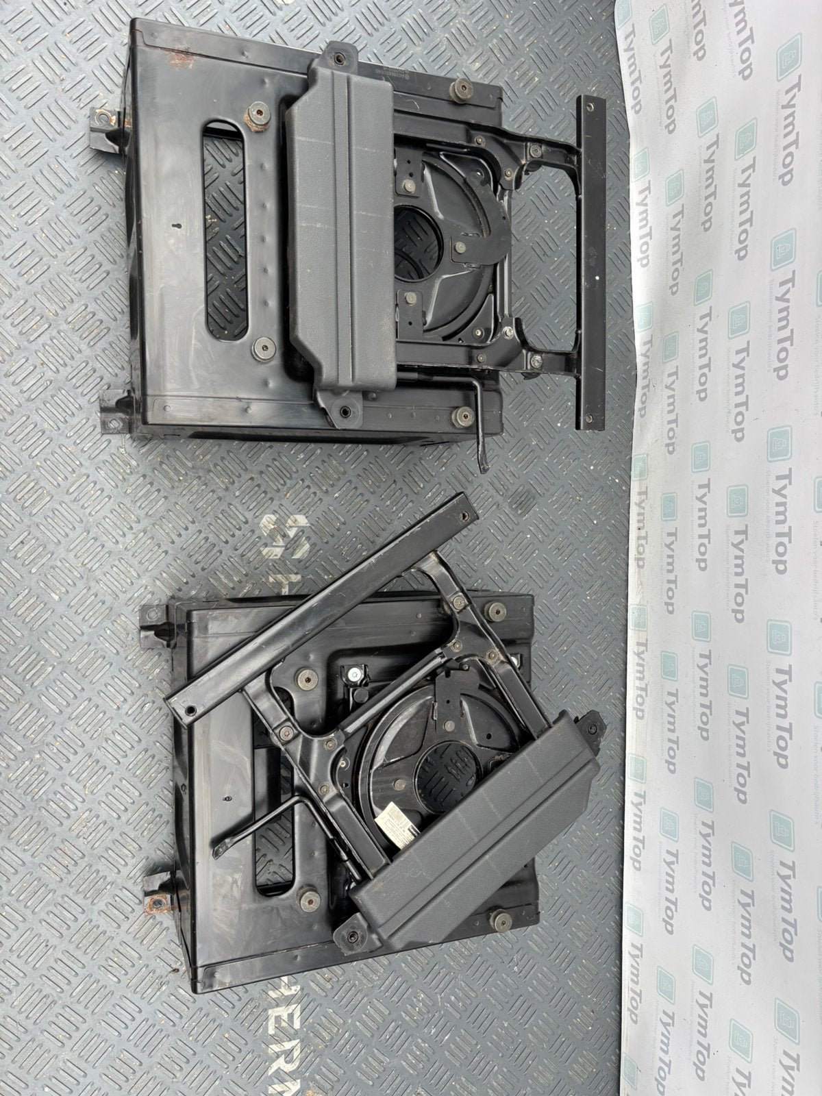 console onderbak draaiplateau voor stoelen Mercedes Vito 639, Ophalen of Verzenden, Tymtop, Tymtop5@gmail.com, 3161ek
