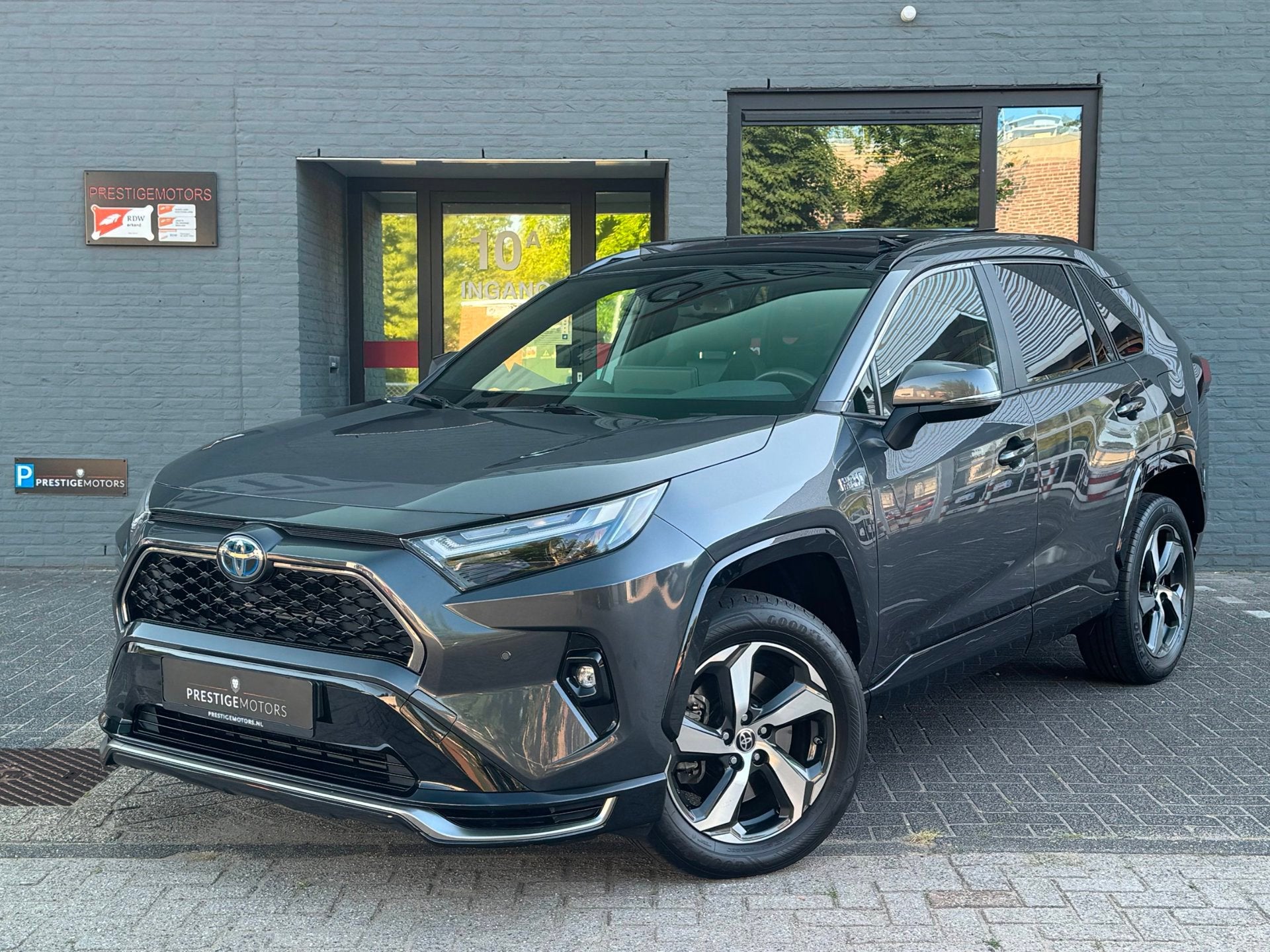 Toyota RAV4 2.5 Plug-in Hybrid AWD 306PK PANO|Elektr.Klep|St