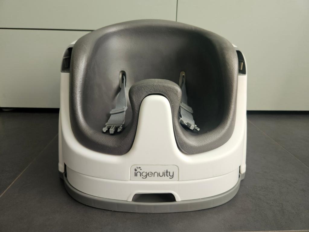 Ingenuity Baby Base 2-in-1 Zitje met Eetblad, Ophalen of Verzenden, Zo goed als nieuw, Overige typen, Gordel(s)