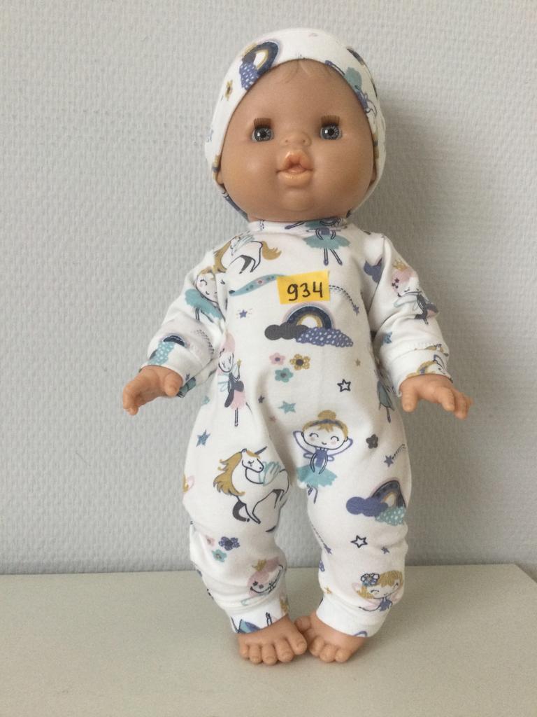 Nr 934 poppenkleertjes babypop 34 cm Reina Paola pop 34 cm, Ophalen of Verzenden, Zo goed als nieuw, Babypop