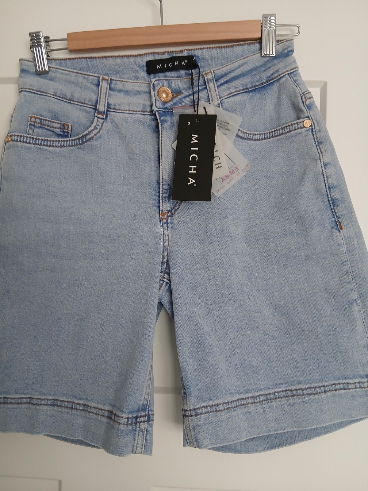 Nieuwe Micha korte spijkerbroek incl verz, Kleding | Dames, Kort, Blauw, Nieuw, Ophalen of Verzenden