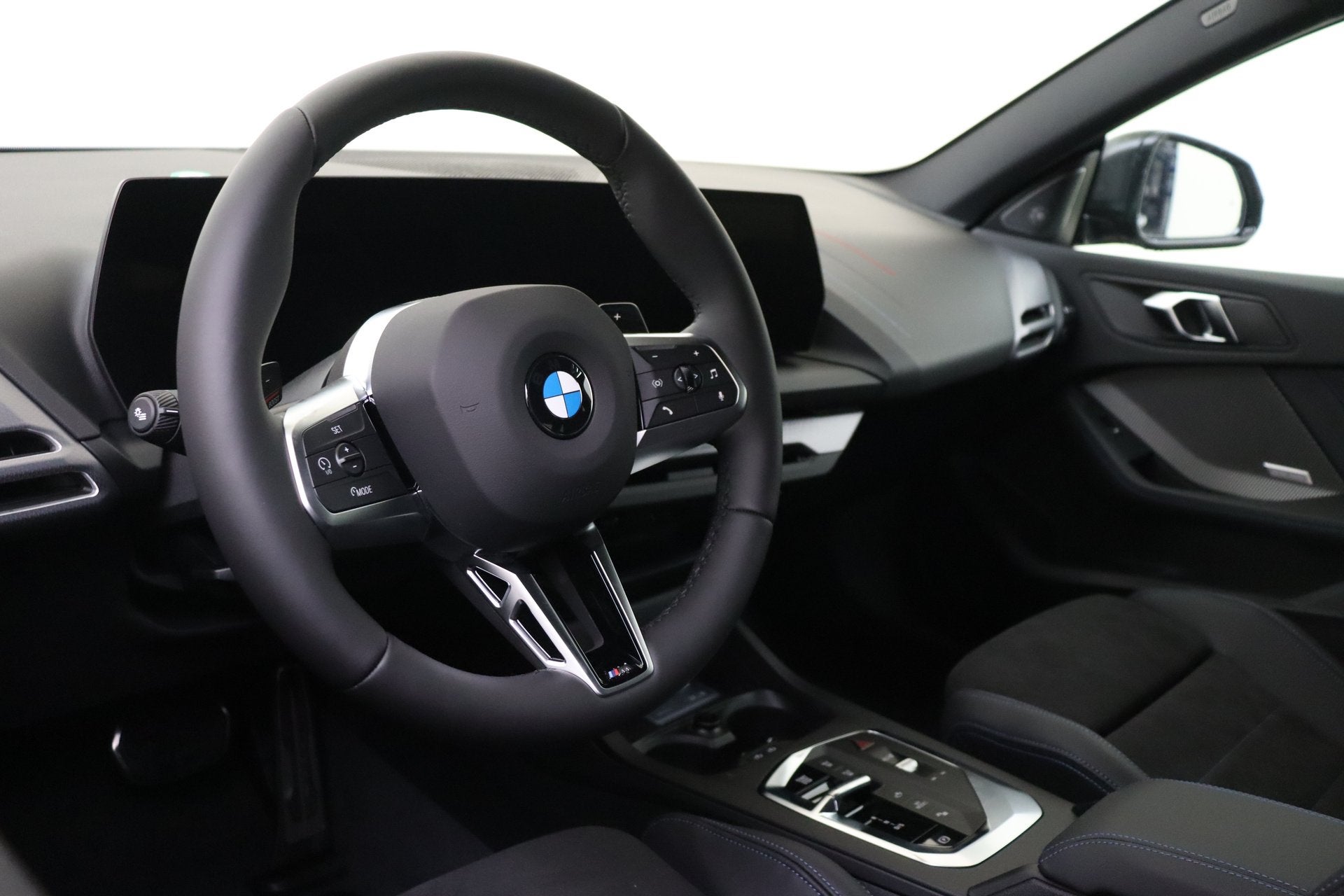 BMW 2 Serie Gran Coupé 220 M Sport Automaat / Panoramadak /, Auto's, Dealer onderhouden, Zwart, 156 pk, Bedrijf