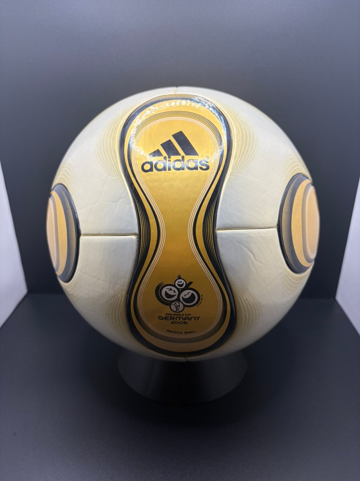 Adidas Wk Bal Teamgeist Gold Finale 2006 official Matchball, Sport en Fitness, Voetbal, Maat XL, Ophalen of Verzenden, Nieuw, Bal