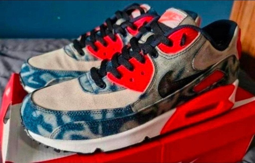 Nike air max 90 washed denim us 10 eu 44 bleached infrared, Kleding | Heren, Schoenen, Ophalen, Overige kleuren, Nike, Sneakers of Gympen