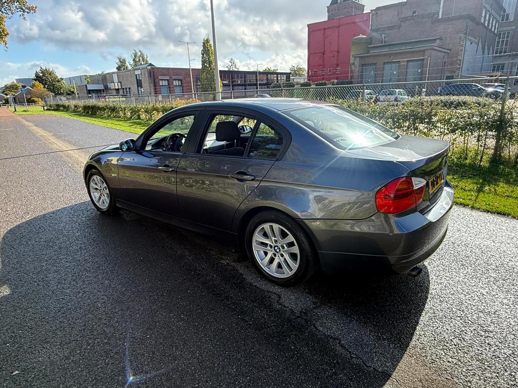 BMW 3-Serie 2.0 I 318 2007 Grijs NAP✅, Auto's, Cruise Control, Achterwielaandrijving, 4 cilinders, 129 pk