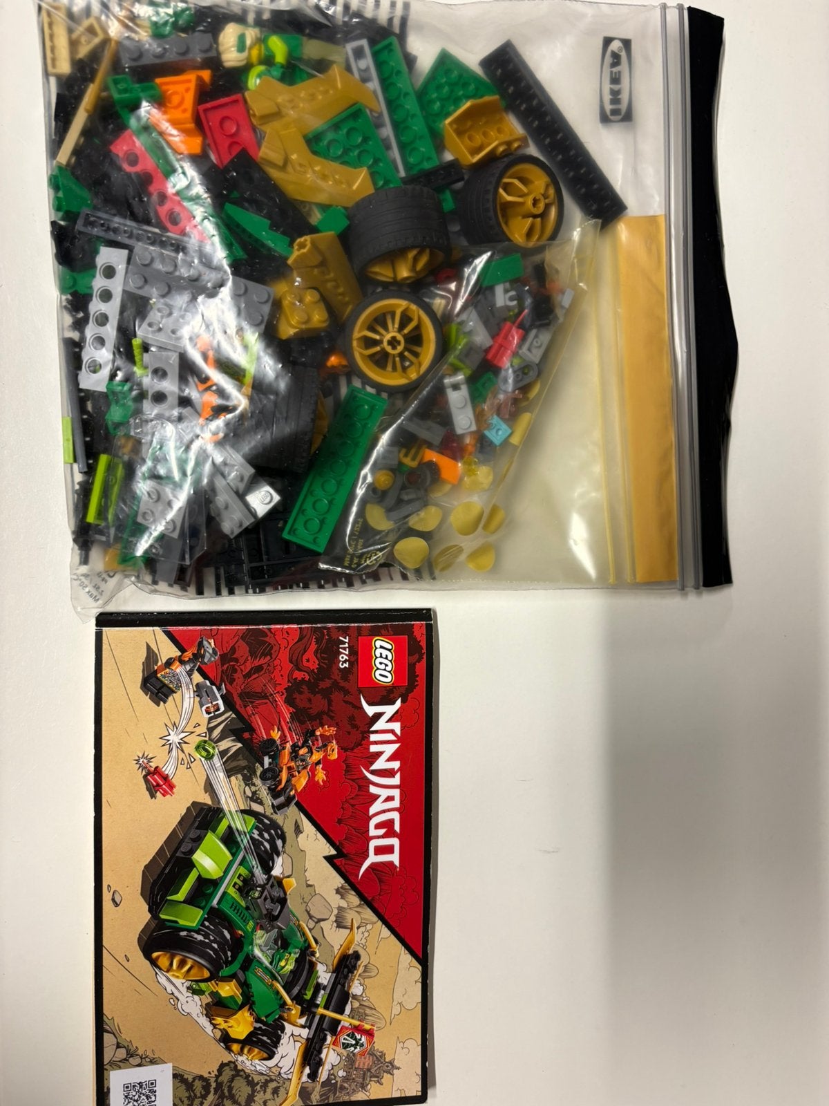 Lego ninjago 71763 lloyd racewagen EVO, Lego, Ophalen of Verzenden, Zo goed als nieuw, Inclusief instructies