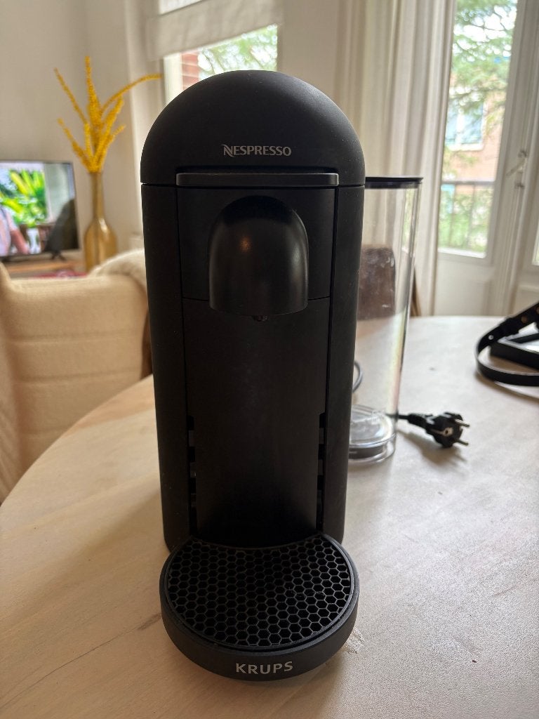 Nespresso Vertuo Plus, Ophalen, Zo goed als nieuw, Koffiemachine