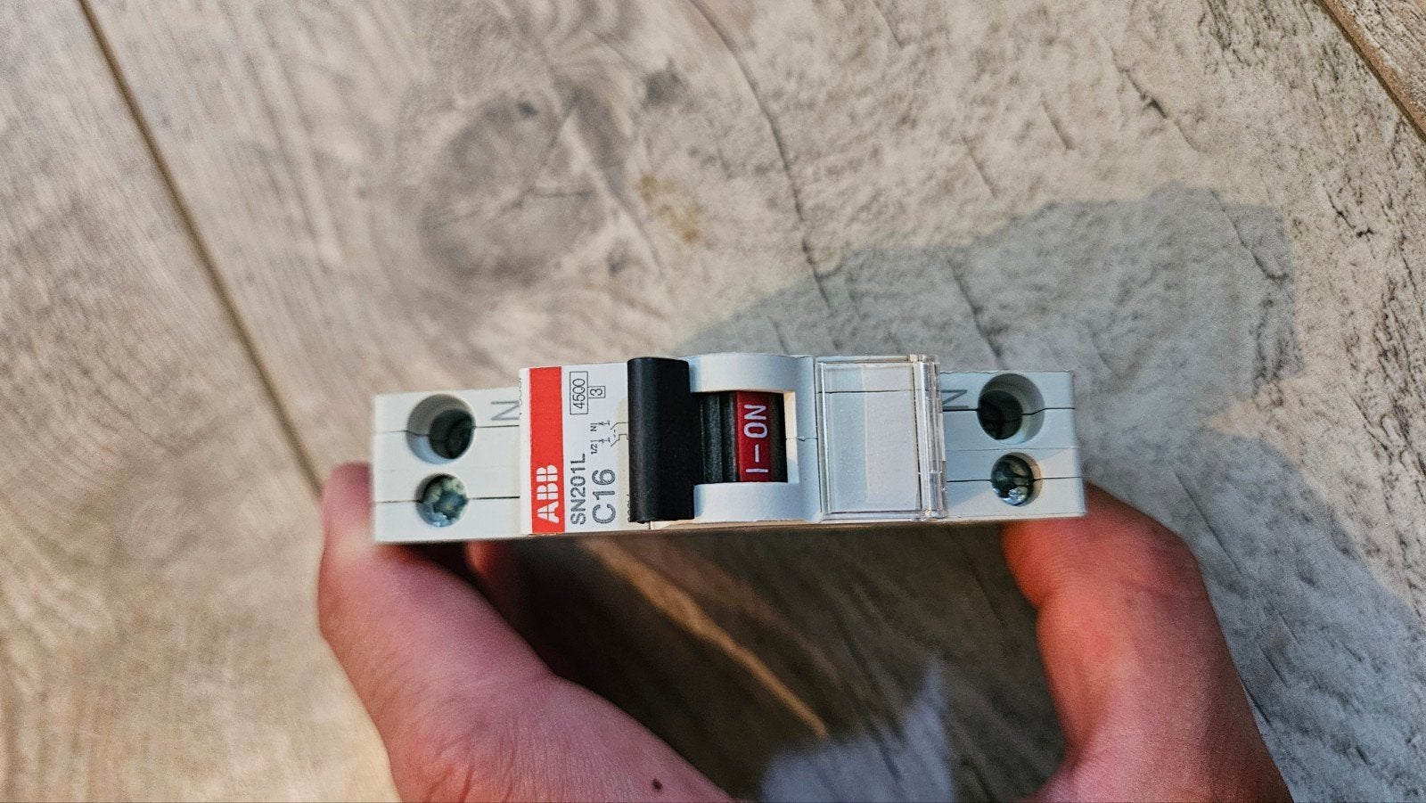 ABB Installatieautomaat C16 - SN201L, Doe-het-zelf en Verbouw, Elektra en Kabels, Ophalen of Verzenden, Nieuw, Overige typen