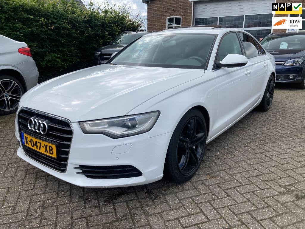 Audi A6 Limousine 3.0 TFSI quattro Pro Line MOTORSCHADE, bj, Auto's, Automaat, Euro 5, Gebruikt, Wit