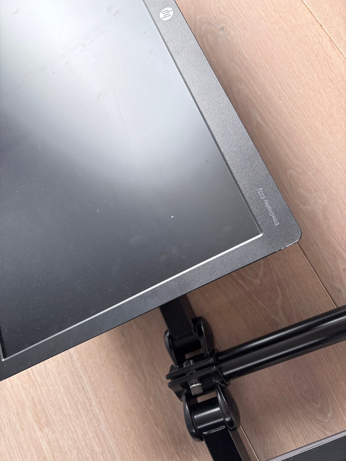 2 HP computerscherm met standaard, Computers en Software, Ophalen, Gebruikt, IPS, Full HD