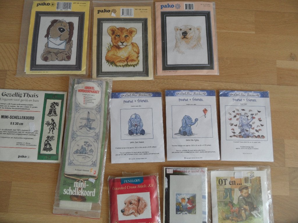 15 kleine borduur pakketten NIEUW zie fotos, Ophalen of Verzenden, Nieuw, Handborduren, Borduurpakket