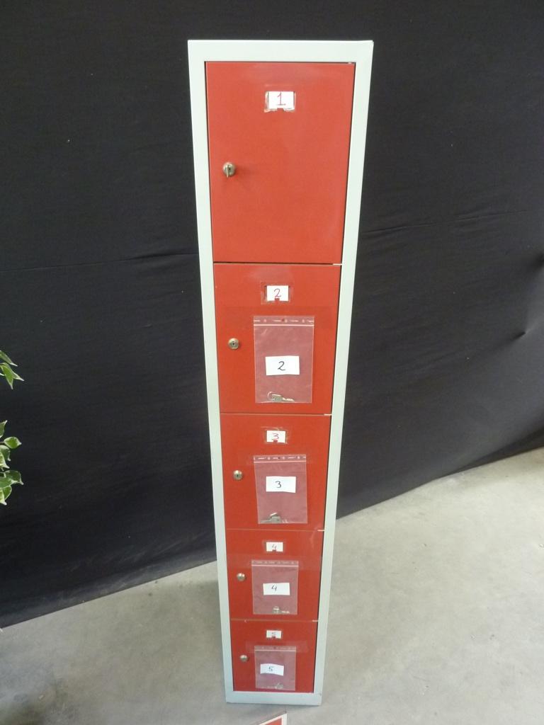 stalen locker / lockerkast / 5-vaks kluisjeskast 30x50x180, Ophalen, Gebruikt, Handelsonderneming Hendriksen, Modern