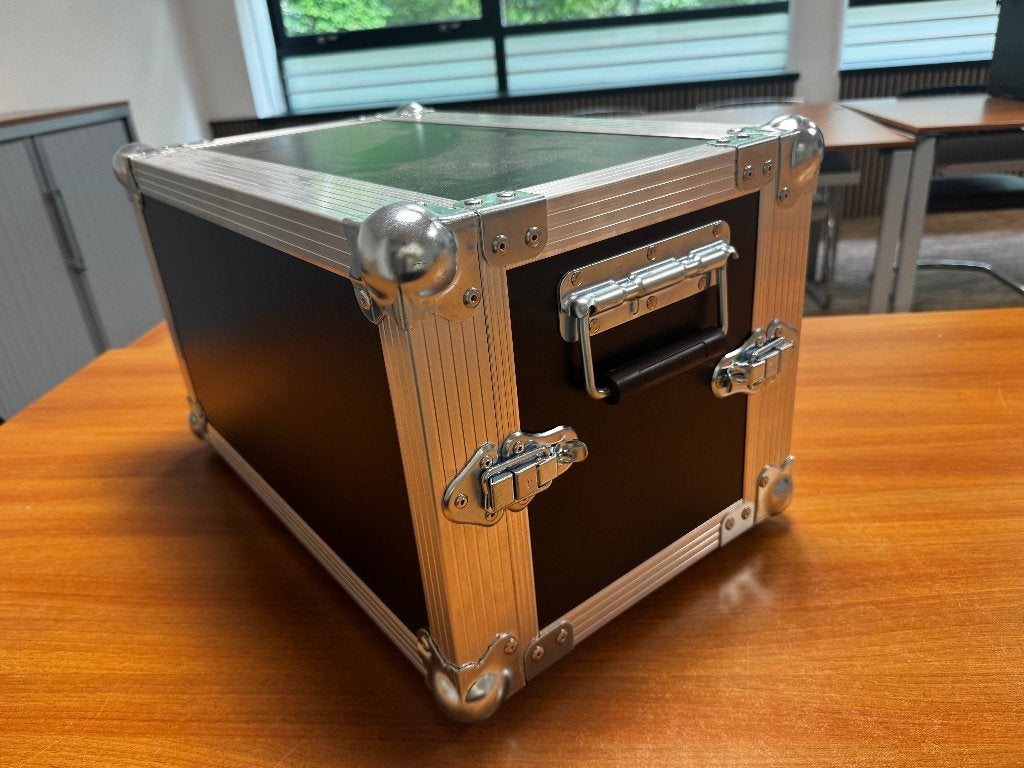 Flightcase zwart doubledoor 6U - 19 inch | betonplex (10x), Ophalen, Zo goed als nieuw, Overige instrumenten, Flightcase
