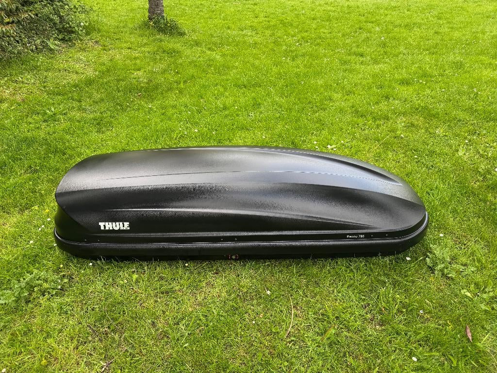 THULE Pacific 780 ANTRACIET dakkoffer / skibox, Auto diversen, Ophalen, Zo goed als nieuw
