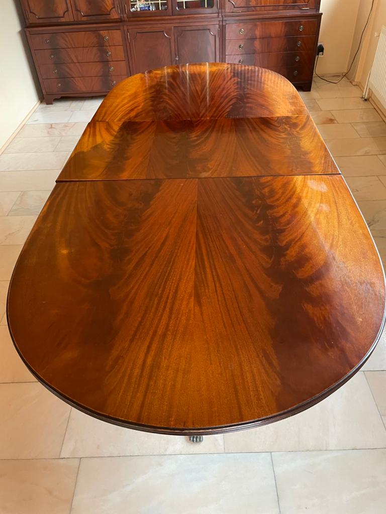 Vintage mahonie ovale uitschuifbare eettafel met klauwpoot, Huis en Inrichting, Tafels | Eettafels, Ophalen, Gebruikt, 200 cm of meer