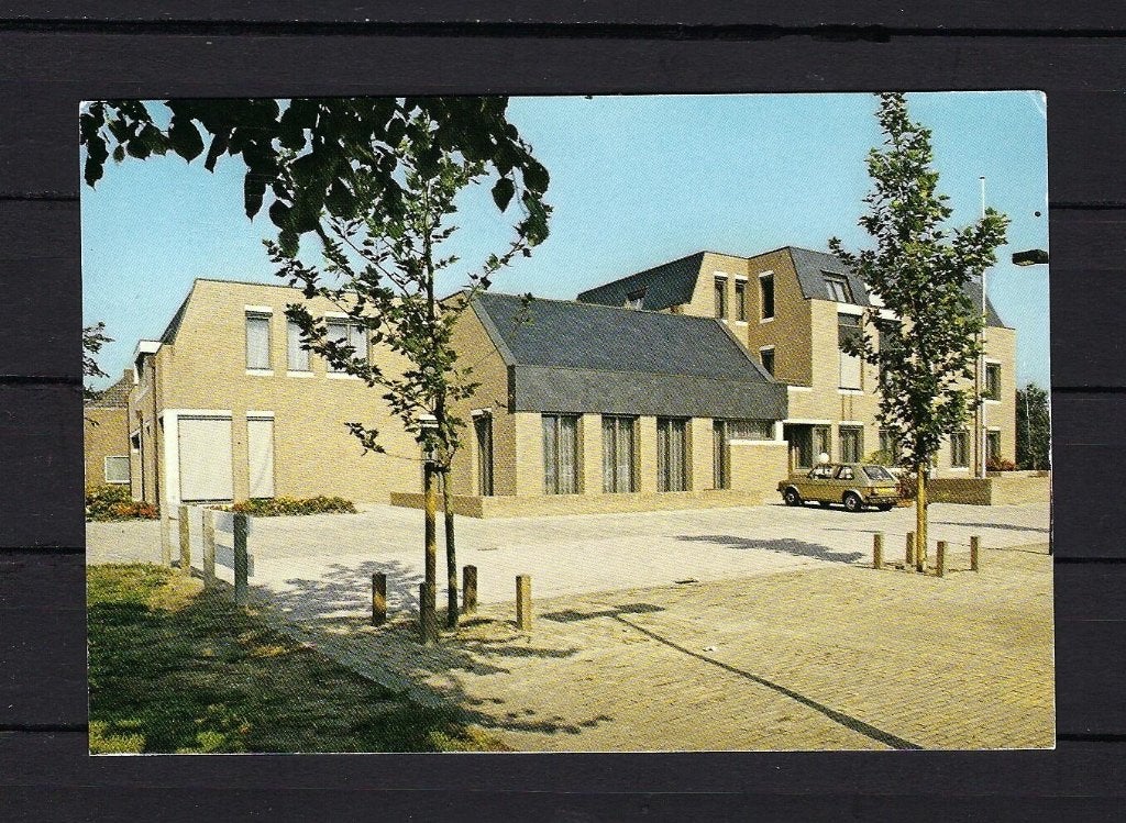 67 Berlicum, Gemeentehuis, Verzamelen, Ansichtkaarten | Nederland, Ophalen of Verzenden, 1980 tot heden, Gelopen, Noord-Brabant