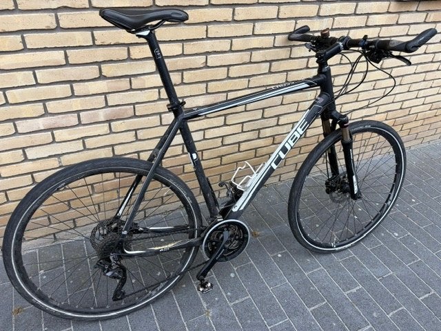 Cube Cross hybride, Gebruikt, 57 cm of meer, Schijfrem, Ophalen