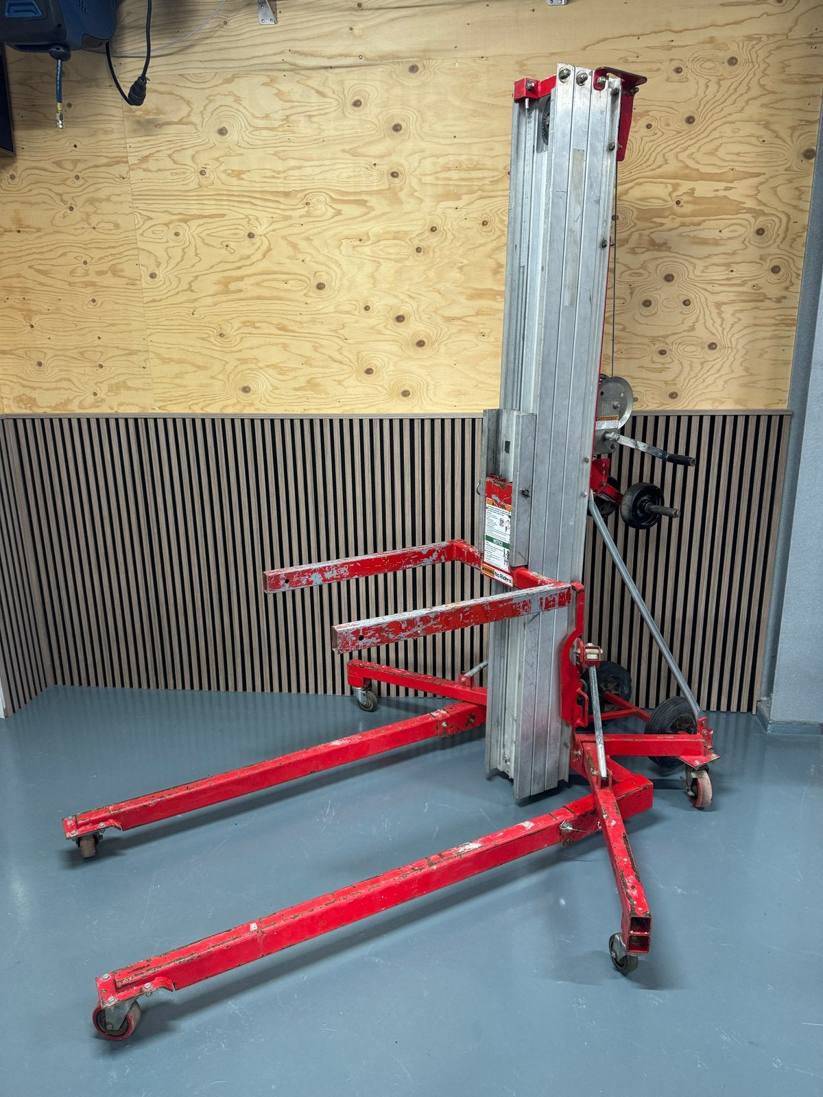 Genie SLC-18 Materiaal lift bouwlift, Ophalen