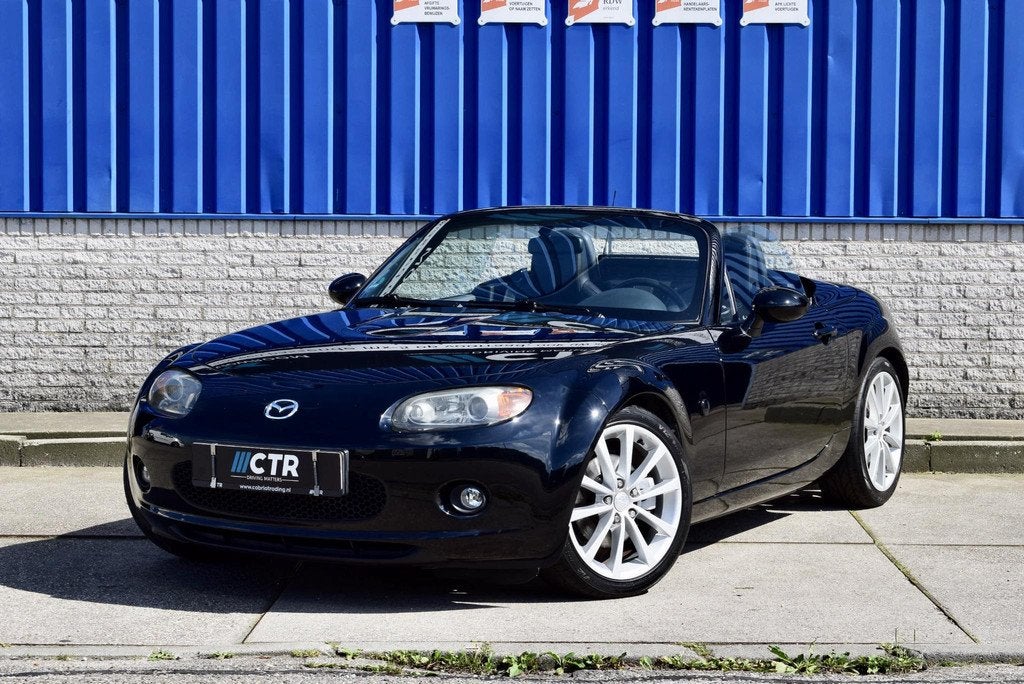 Mazda MX-5 Roadster Coupé 1.8 Touring, Auto's, Achterwielaandrijving, Gebruikt, Zwart, 4 cilinders