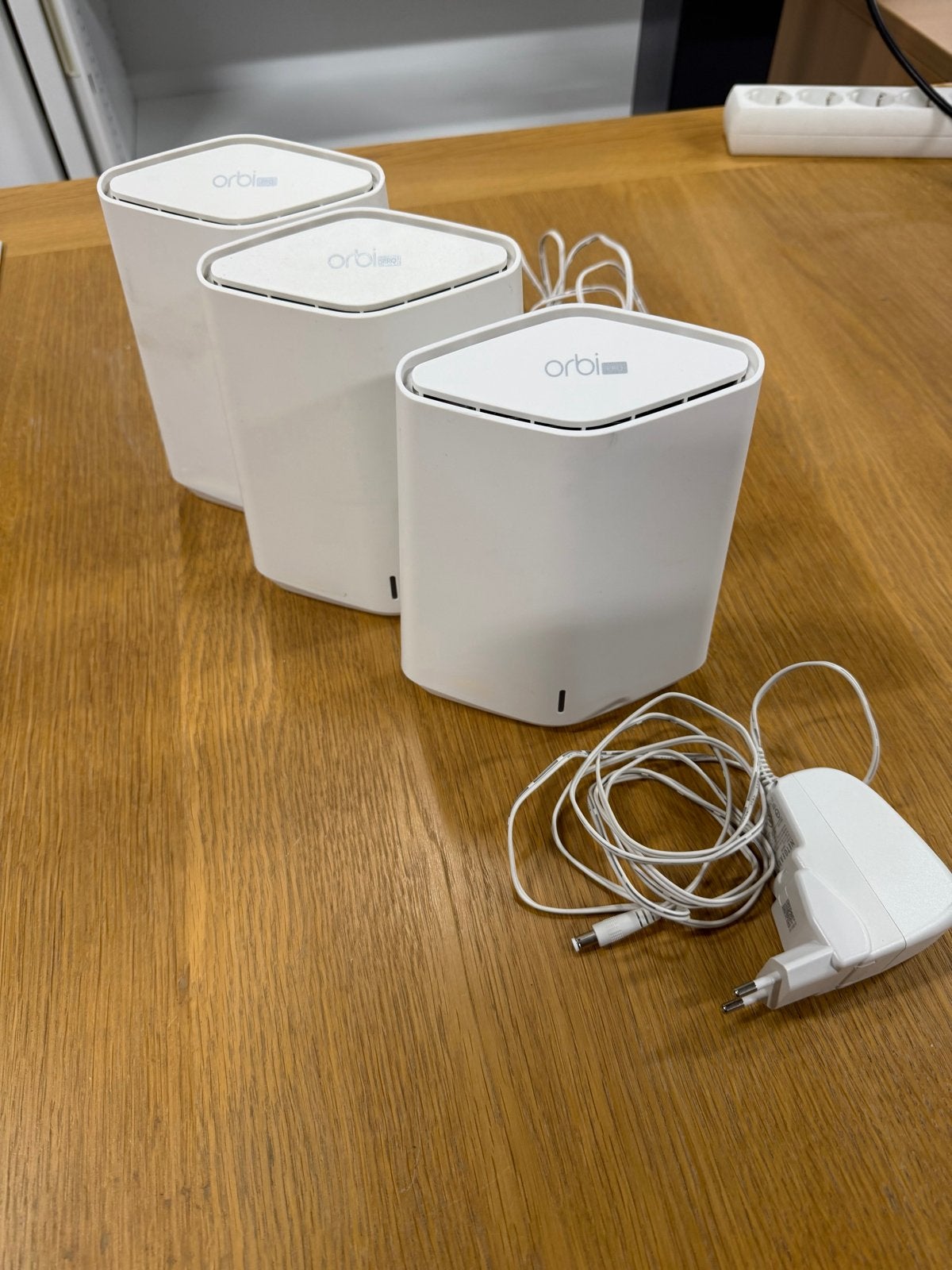 Netgear Orbi WiFi 6 Mesh Systeem (1x SXR30, 2x SXS30), Ophalen of Verzenden, Zo goed als nieuw, Router
