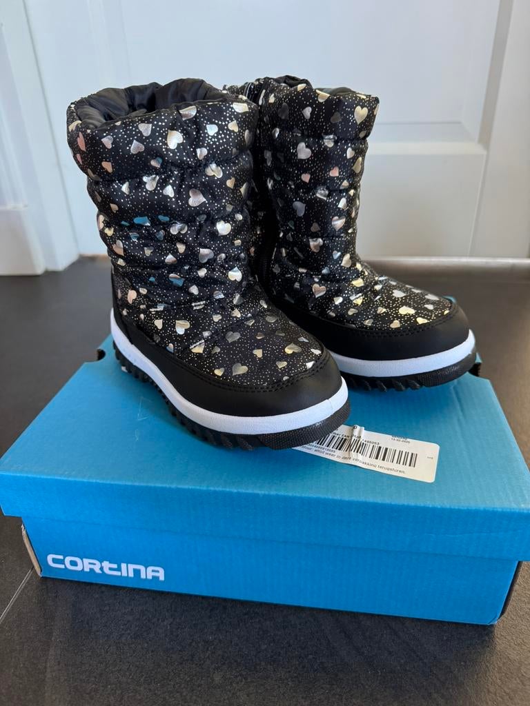 Cortina snowboot meisje 30 zwart zilveren hartjes NIEUW, Kinderen en Baby's, Ophalen, Meisje, Nieuw, Laarzen