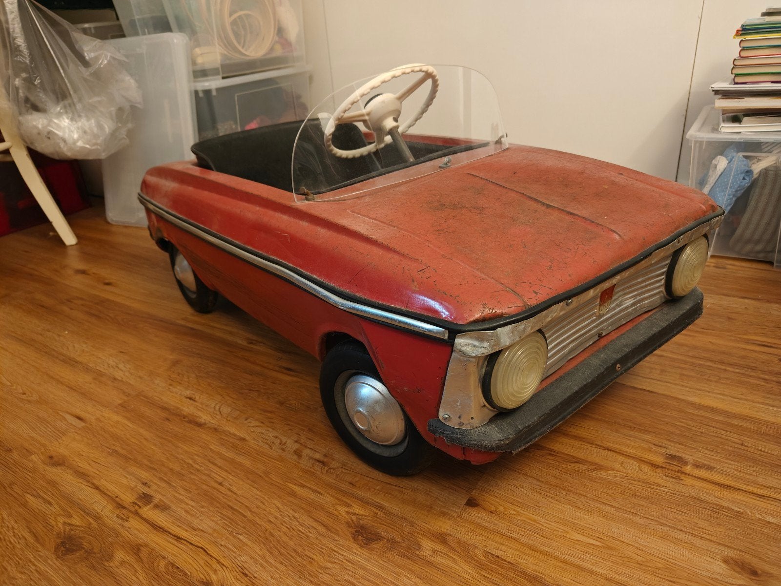 Moskvich trapauto, mooie patina, Antiek en Kunst, Ophalen