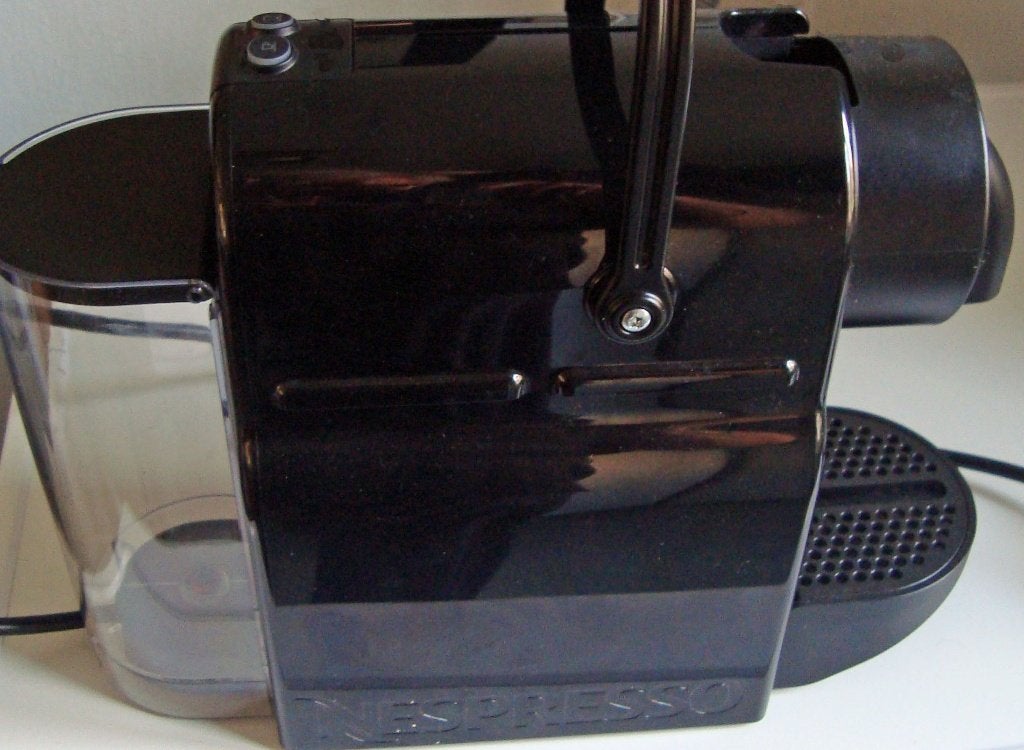 Foto 3 van Nespresso De'Longhi Inissia -Intense Black-