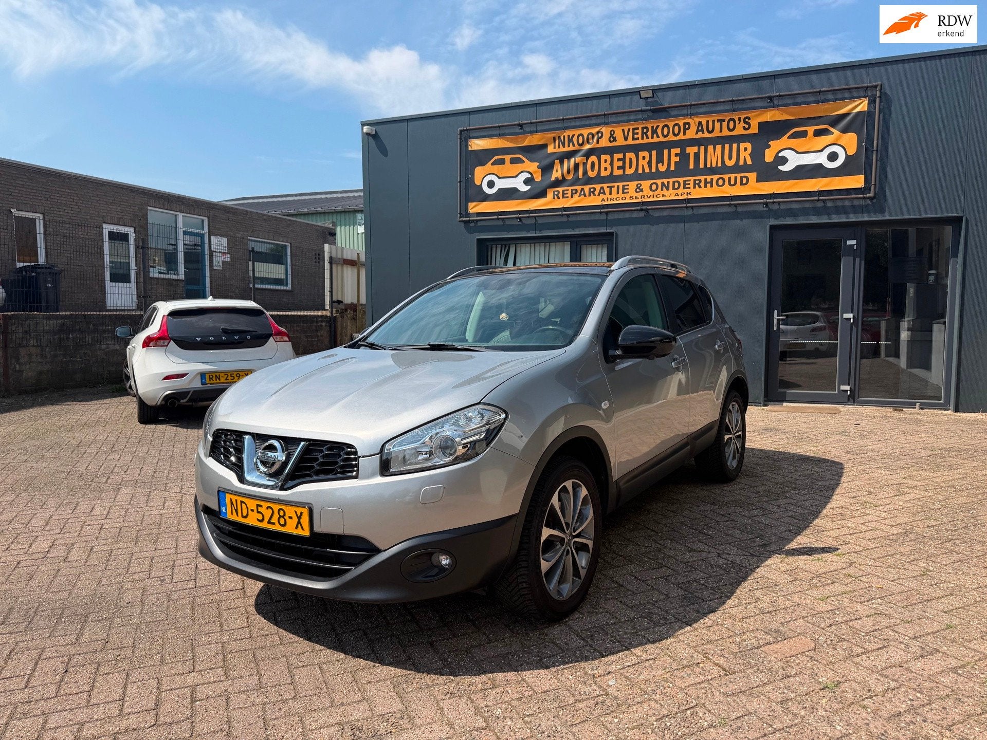 Nissan Qashqai 2.0 Acenta, Auto's, Nissan, Euro 5, Gebruikt, 4 cilinders, Parkeersensor