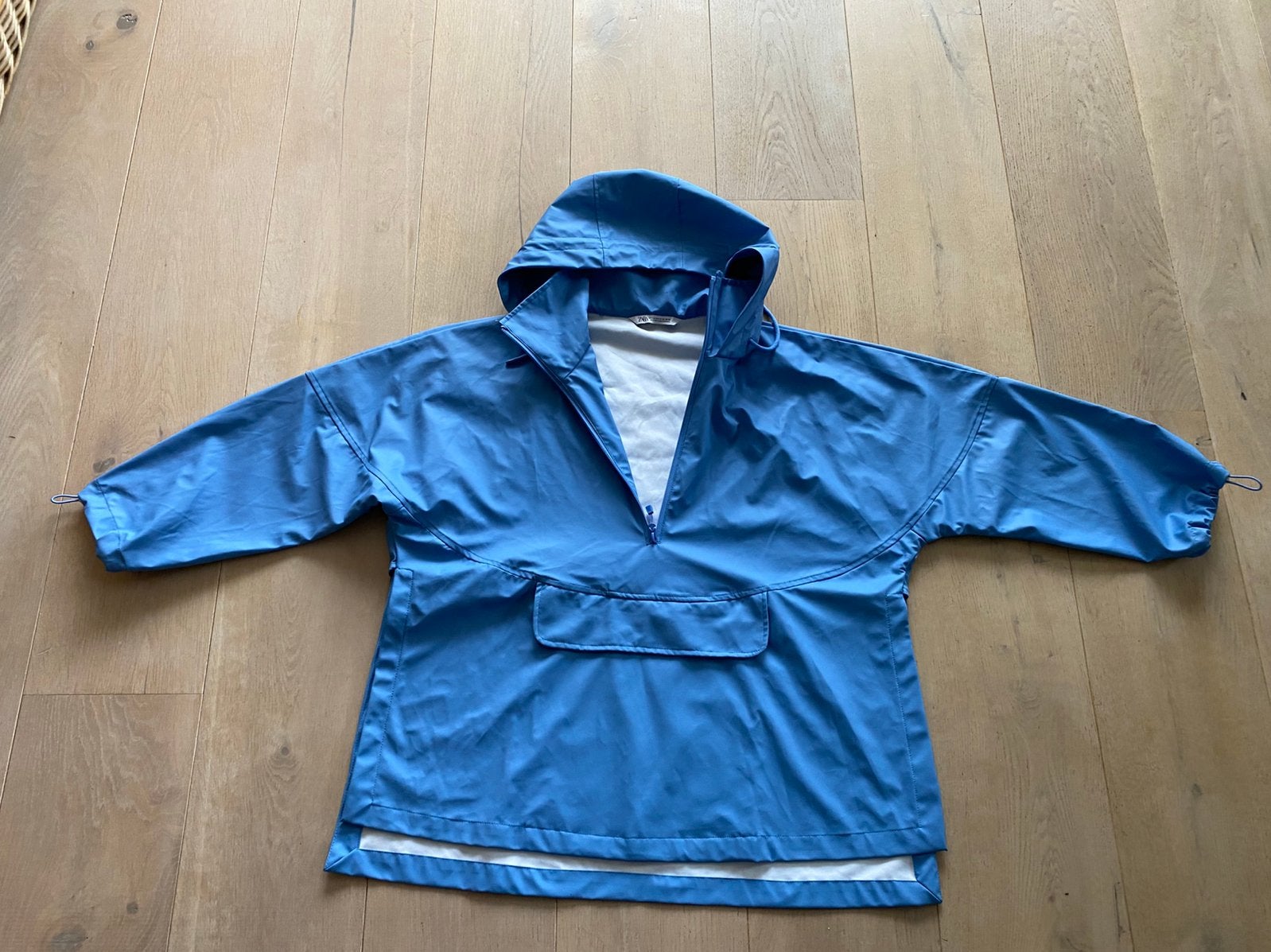 Regenjas poncho Zara nieuw, Ophalen of Verzenden, Zo goed als nieuw, Regenjas, Dames