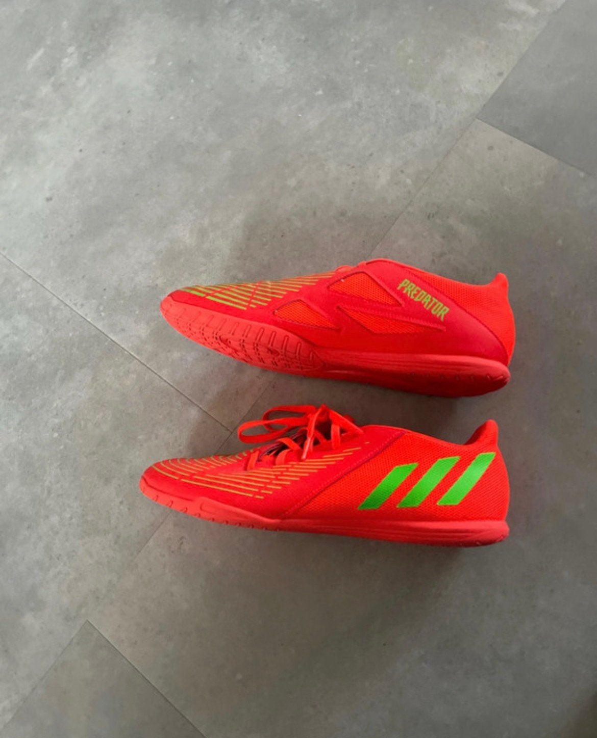 Adidas X Speedflow rood  (zaalvoetbal / indoor variant), Sport en Fitness, Voetbal, Gebruikt, Maat XL, Schoenen, Ophalen of Verzenden