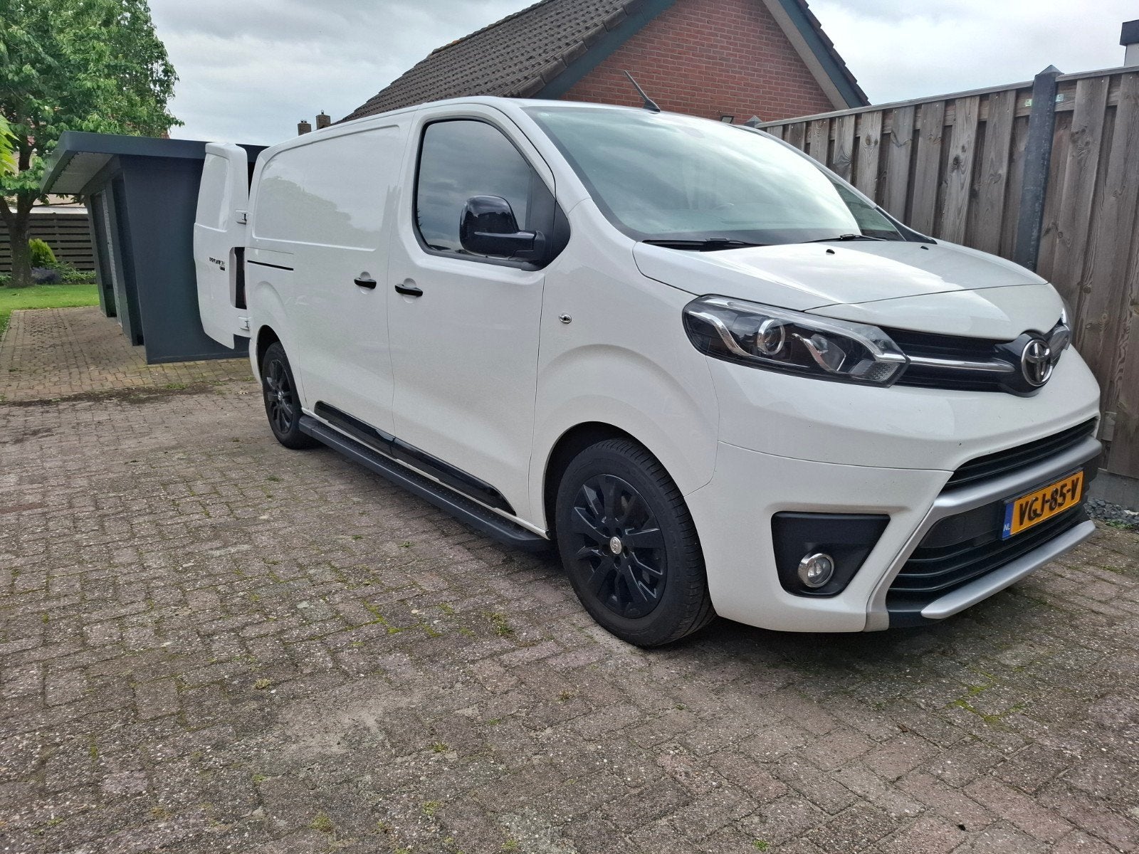 Toyota Pro Ace *Black edition*  prijsverlaging!, Particulier, Te koop