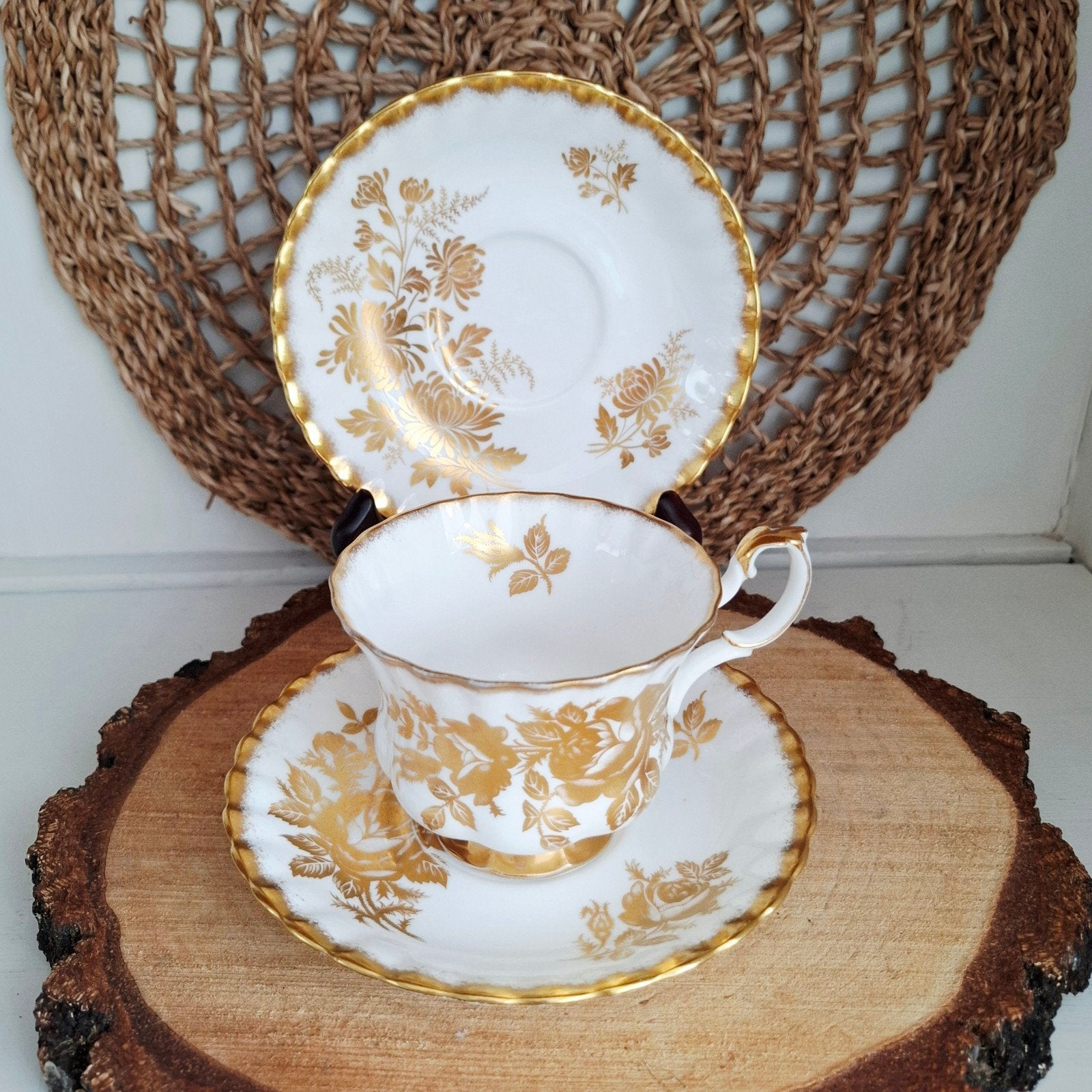 Royal Albert 'Golden Rose', grote heren/thee kop en schotel, Ophalen of Verzenden
