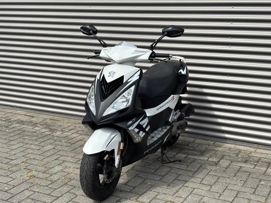 Peugeot speedfight 3 4T - 45km/u geel kenteken, Fietsen en Brommers, Scooters | Peugeot, Ophalen, Maximaal 45 km/u, Zo goed als nieuw