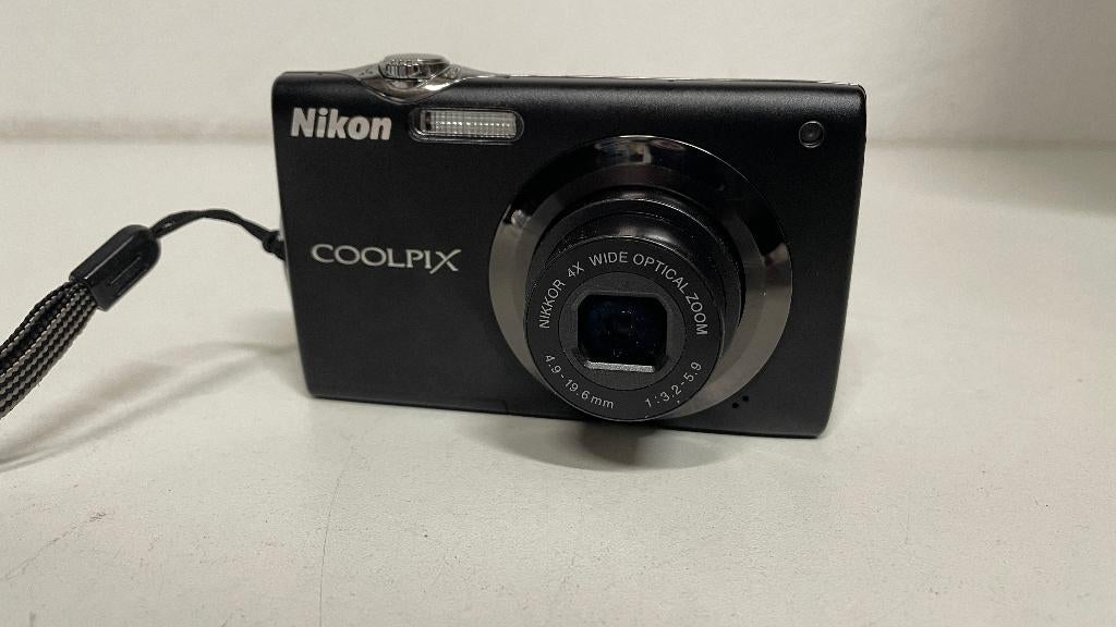 Nikon S3000 Coolpix digitale fotocamera, Audio, Tv en Foto, Fotocamera's Digitaal, Compact, 10 Megapixel, Ophalen of Verzenden