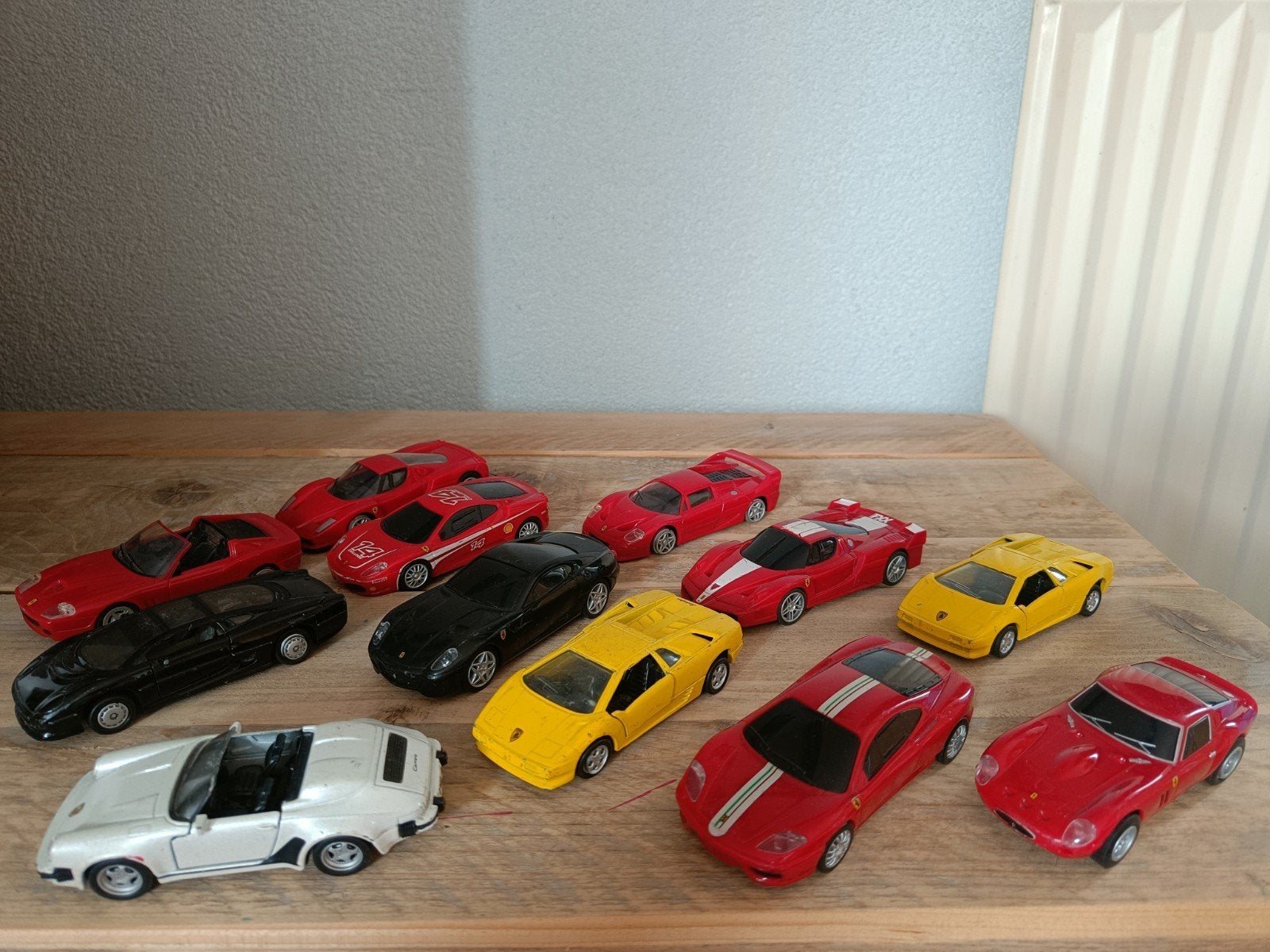 12 Shell collectie auto's 1:38, deels met geluid, Ophalen of Verzenden, Gebruikt