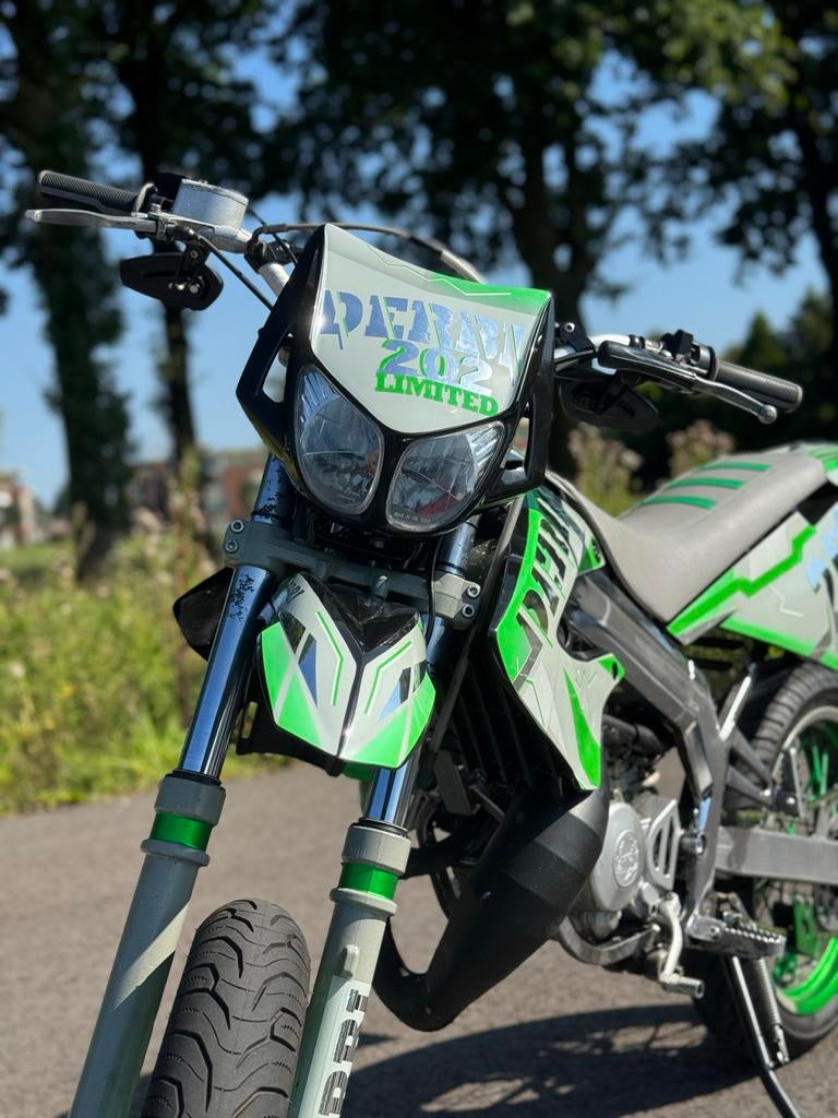 Derbi SDR Limited Edition 77cc Schakelbrommer, Fietsen en Brommers, Brommers | Derbi, Ophalen, 6 versnellingen, Maximaal 45 km/u