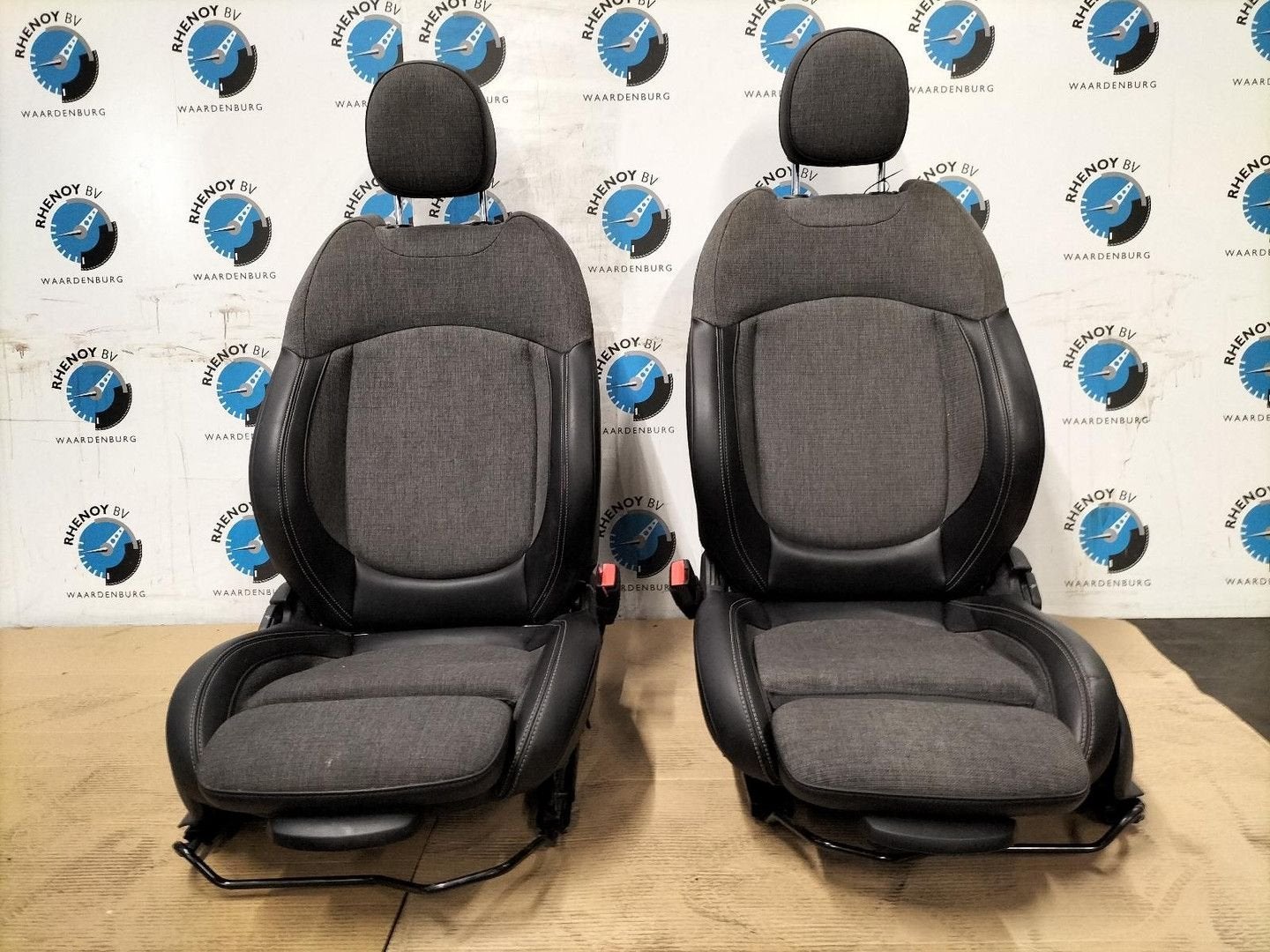 MINI (BMW) MINI F55 1.5 One Pepper  INTERIEUR COMPLEET 2018, Ophalen of Verzenden, Gebruikt, Stiba lid