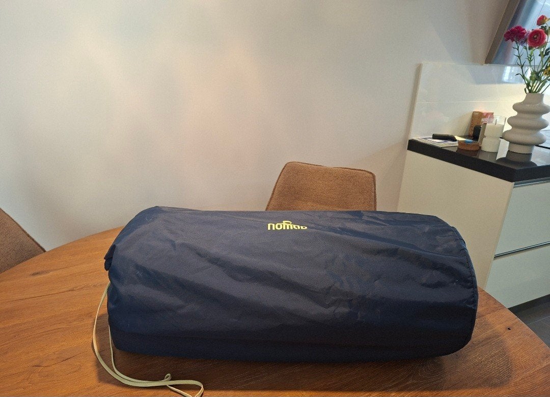Nomad zelfopblaasbaar slaapmat, Ophalen of Verzenden, Gebruikt