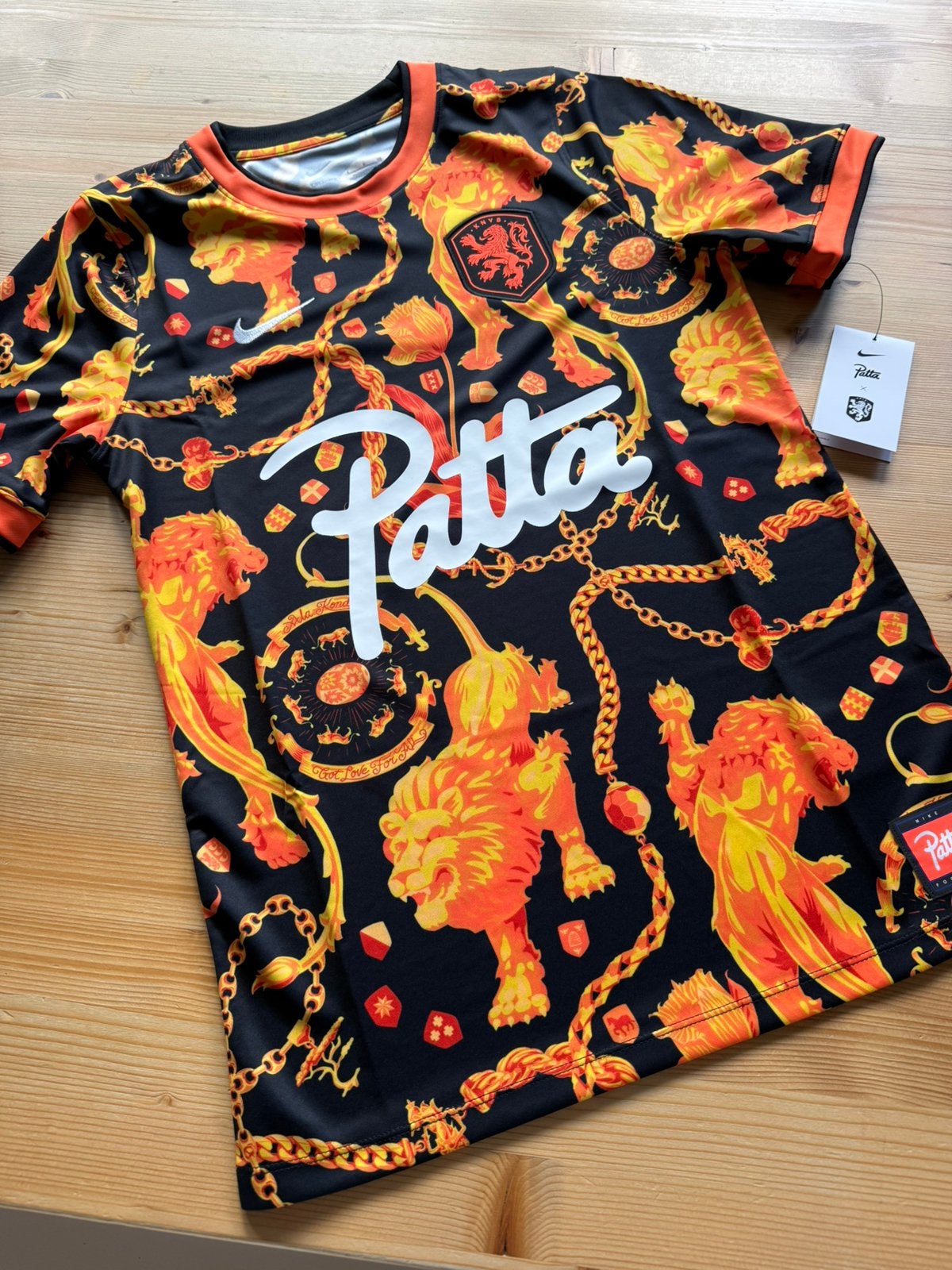 Patta x KNVB, Ophalen of Verzenden, Nieuw, Maat 46 (S) of kleiner, Oranje
