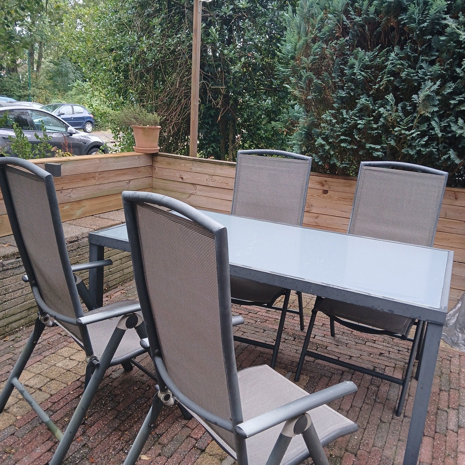 Gratis tuinset moet zsm weg, Tuin en Terras, Tuinsets en Loungesets, Ophalen, Gebruikt, Aluminium, 4 zitplaatsen