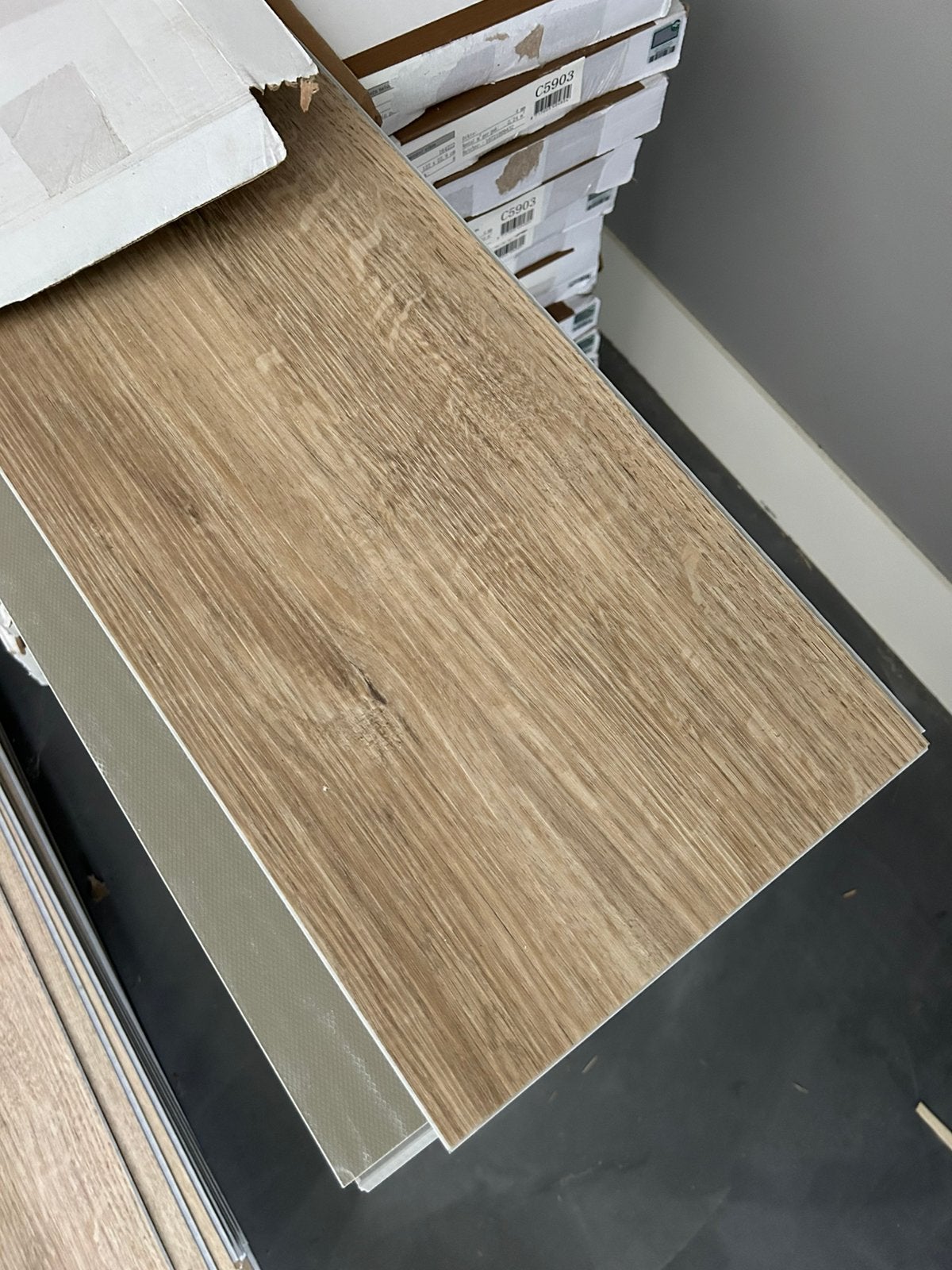 PVC klikvloer – 62,72 m² – in verpakking met ondervloer, Huis en Inrichting, Stoffering | Vloerbedekking, Ophalen, Beige, Zo goed als nieuw