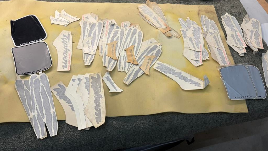 Piaggio Typhoon partij stickers +- 15 sets, Ophalen of Verzenden