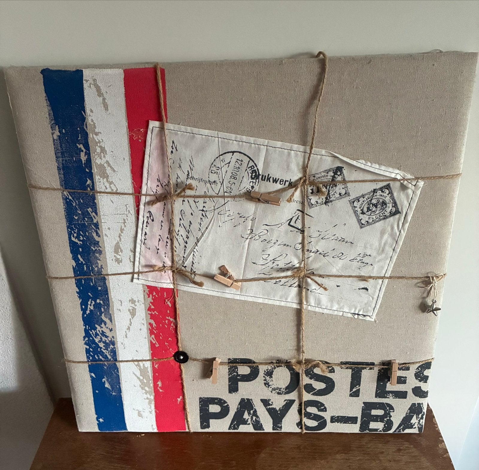 Prikbord canvas 'Postes Pays-Bas' met touw en envelop, Ophalen, Meerkleurig, Textiel, Gebruikt